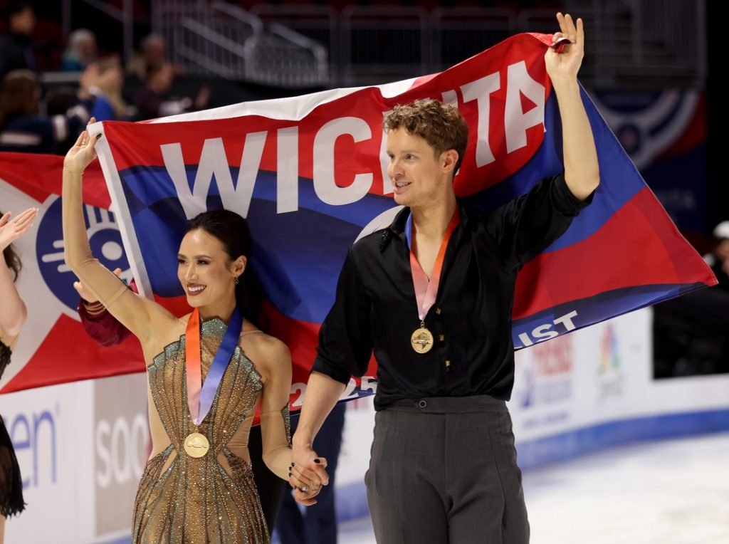 Madison Chock, Evan Bates match U.S. record with 6th ice dance title