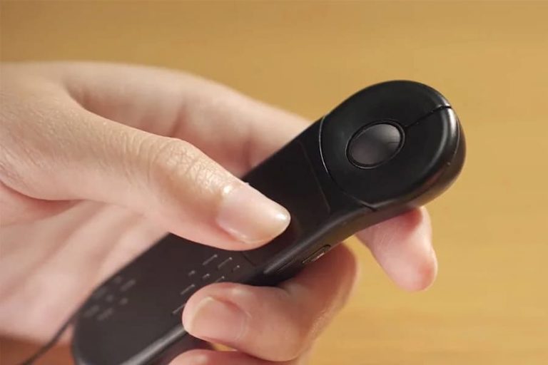 Super-functional remote packs a wireless mouse, trackpad and laser beam