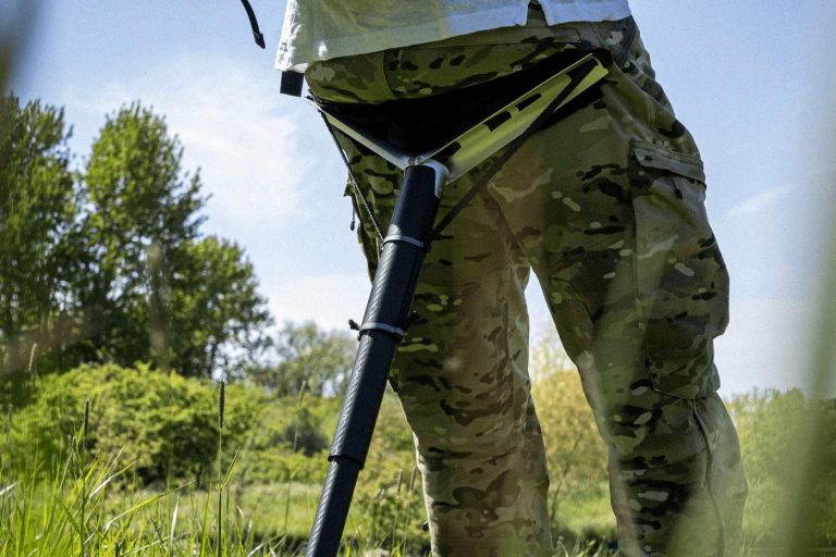 Zen one-legged telescoping stool gets a stronger, comfier upgrade