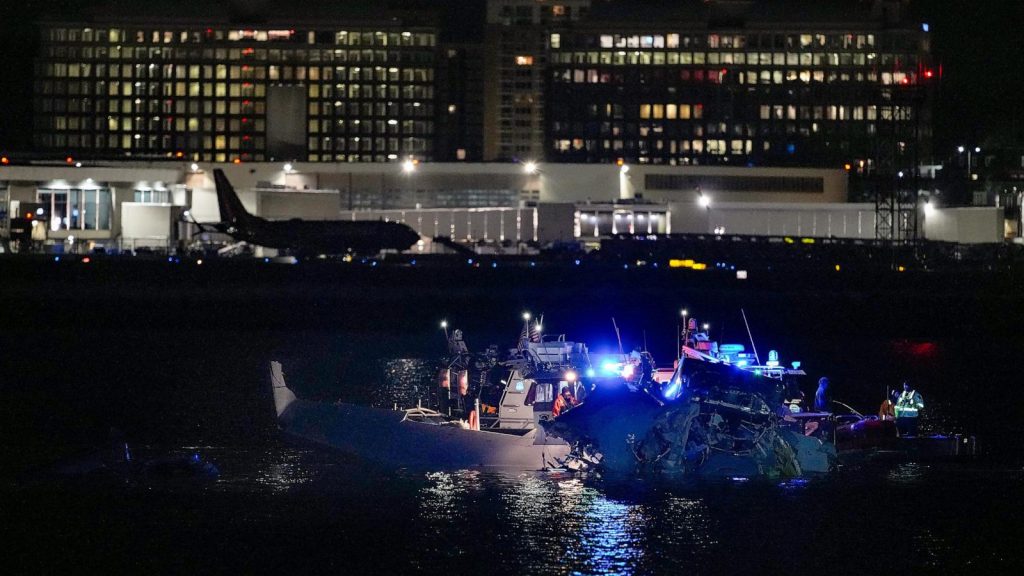 DC plane crash live updates: Figure skaters, coaches aboard flight that crashed