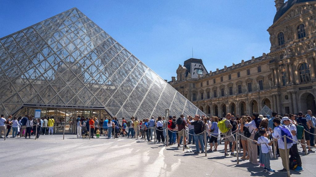 The Louvre will get a major redesign to take on overtourism