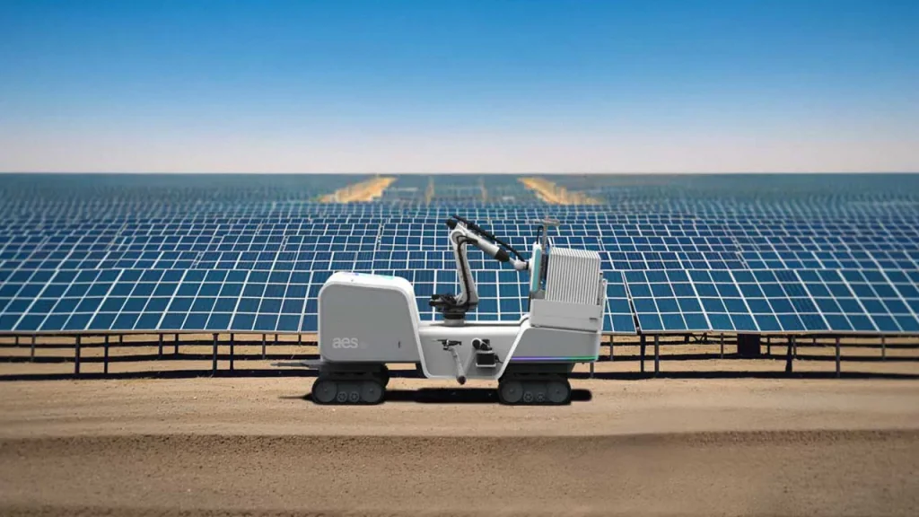 The world needs more solar farms. This rolling robot is here to help