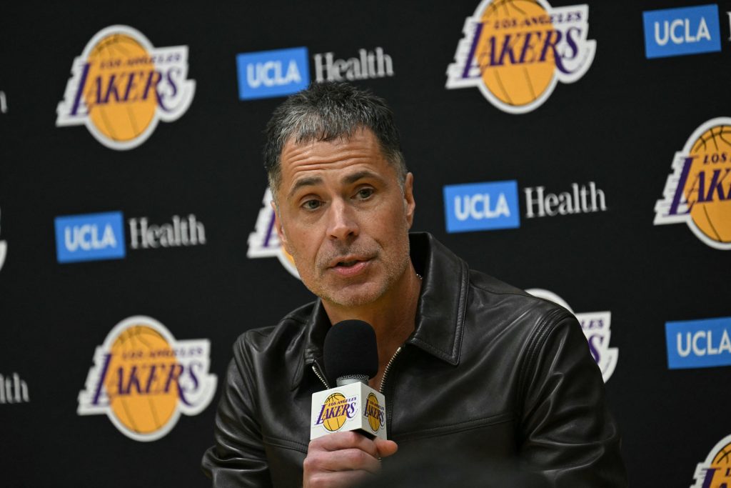 Lakers still eyeing for 'small move' before trade deadline